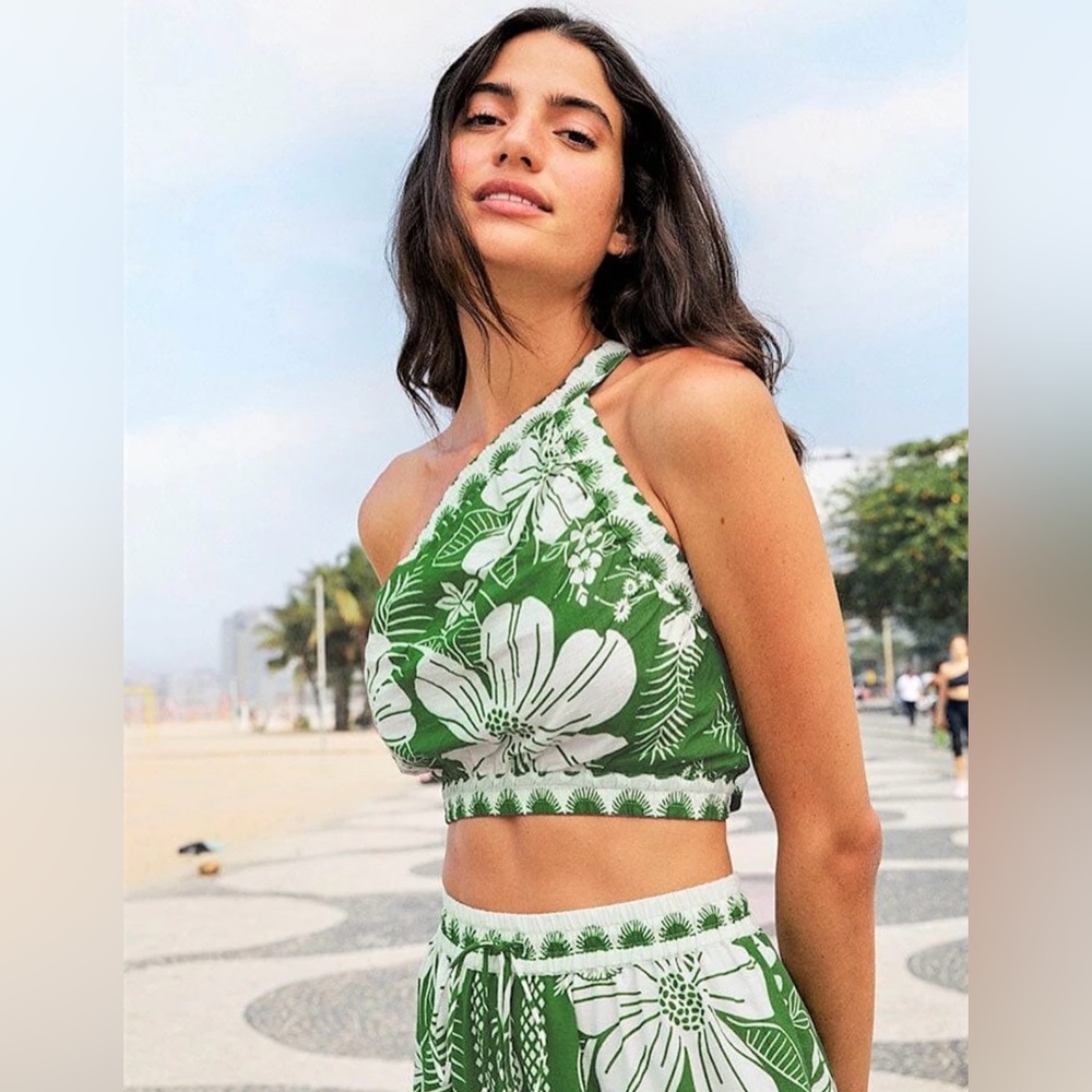 FARM Rio Off-White Macaw Elegance Crop Top